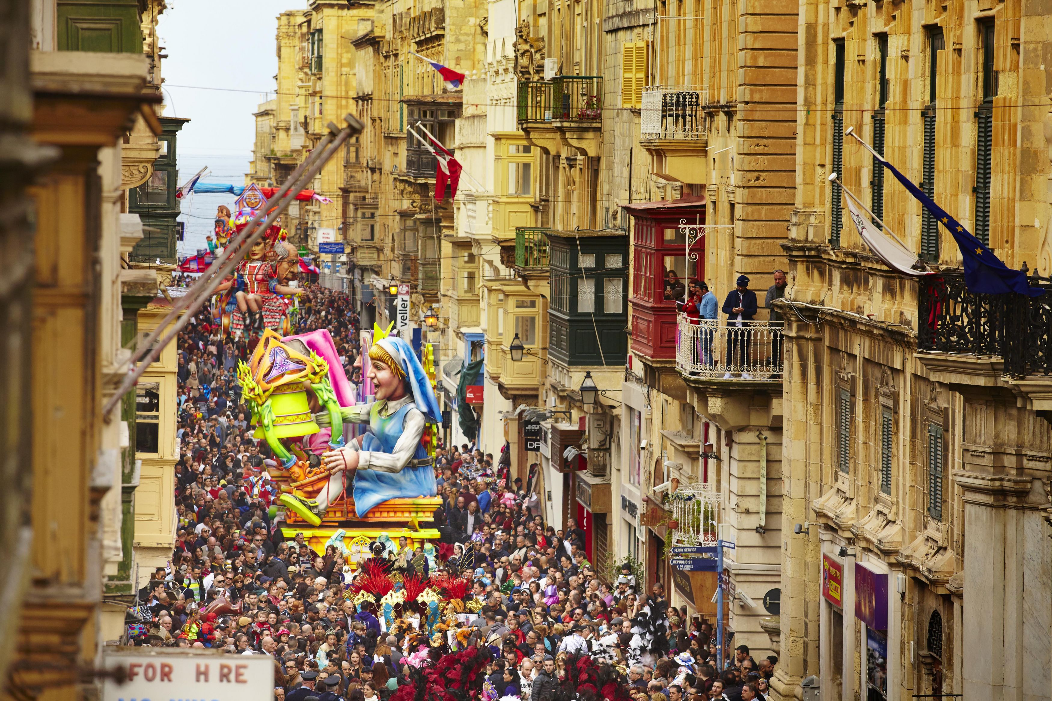 Lonely De carnavalsbouwers van Malta